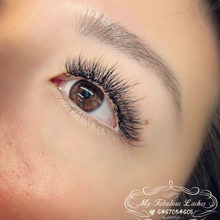 myfabulouslash's tweet photo. 5/6D Wispy Volume Set aka the Kim K look 😍
Book a 4D, 5D, or 6D volume set to achieve this look! 35% off ends July 31st! Link in bio to book.
#myfabulouslashes #eyelashextension #NYC #lashes #lashgoals #lashset #lashed #booknow #wispylashes #kimklashes #wispy #whispylashes https://t.co/xGBmScOOi9