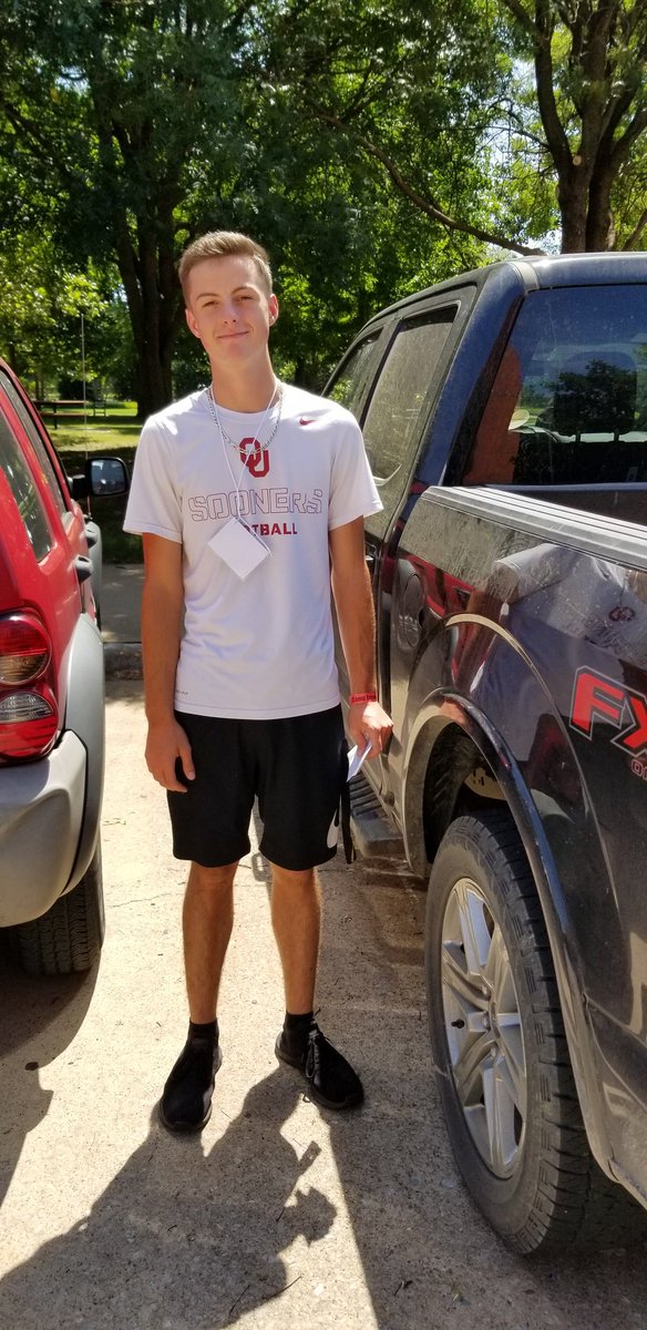 dmhaggerty2's tweet photo. Just dropped off my oldest for Camp Crimson, his 3-day introduction to OU. I can't believe how soon it will be - less than a month! - before he moves in for good. #dadlife #OUDad https://t.co/n9IfMwlncb