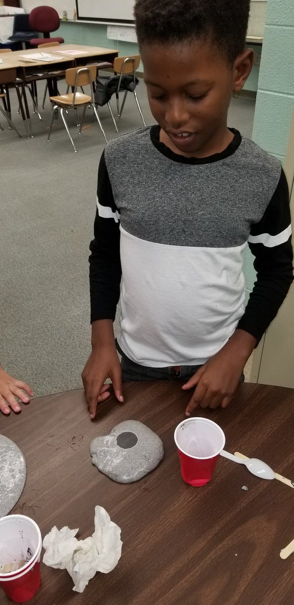 ms_dixon386's tweet photo. This might be out favorite #VCSCSI investigation so far! #MagneticSlime #VCSScience @tanfrankqj @PTEDolphins @stage4learning @MargisonToni https://t.co/y2xkmzs9da