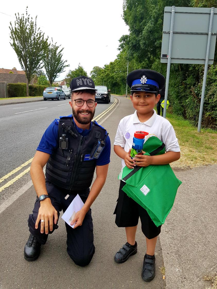 ASPSedgemoor's tweet photo. This afternoon #PCSORyan met Irfan who has aspirations to join the Police when he is older. Although PCSO recruitment may come too soon for him this time around have you thought of applying? If so you can apply here: https://t.co/crHQtnFfSf @ASPolice #YourCommunity #HatSwap https://t.co/EbYQ8EKC4E