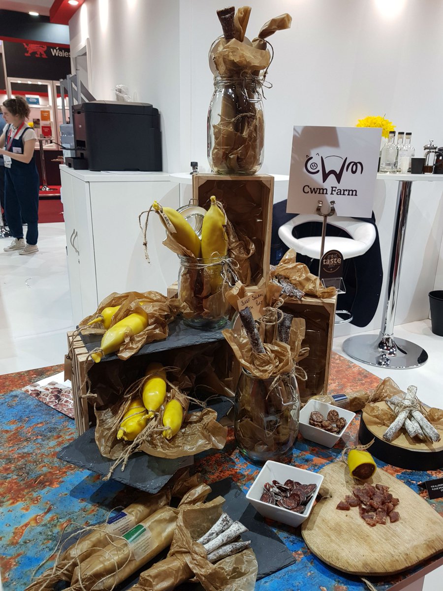 Fancy making your own bacon?  Come and have a go with Ruth from <a href="/cwmfarmsalami/">Cwmfarm Charcuterie</a> in the Skills Zone #rws19skillszone ow.ly/Udcl50v323Z