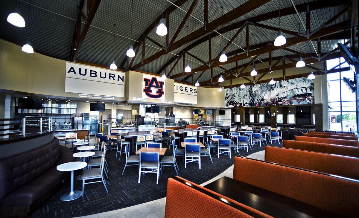 BWhitesideAU's tweet photo. Our @AuburnTigers players and staff are blessed with great facilities like our Wellness Kitchen! Thanks to @LaurenSilvio and @TigerNutrition for fueling our team! https://t.co/JUsM7aMgXs