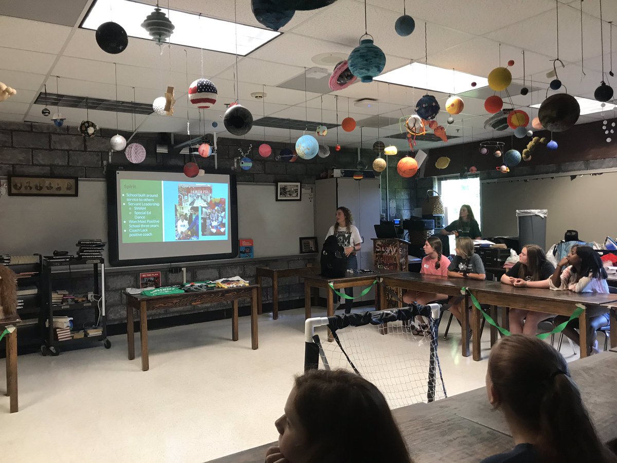 KMHS NEWS tweet media