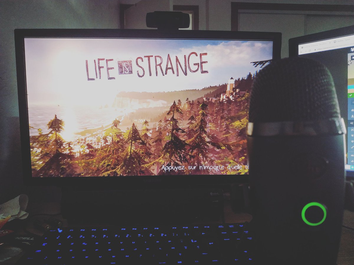 Dystria1's tweet photo. En live sur Life is Strange à 21h sur https://t.co/40zOtGJHmE 
Venez suivre ce merveilleux jeu avec moi 😄

#twitch #twitchfr #lifeisstrange #stream #streameuse #fr #tweet #game #gaming #gamefr https://t.co/lYTgDRmb9w