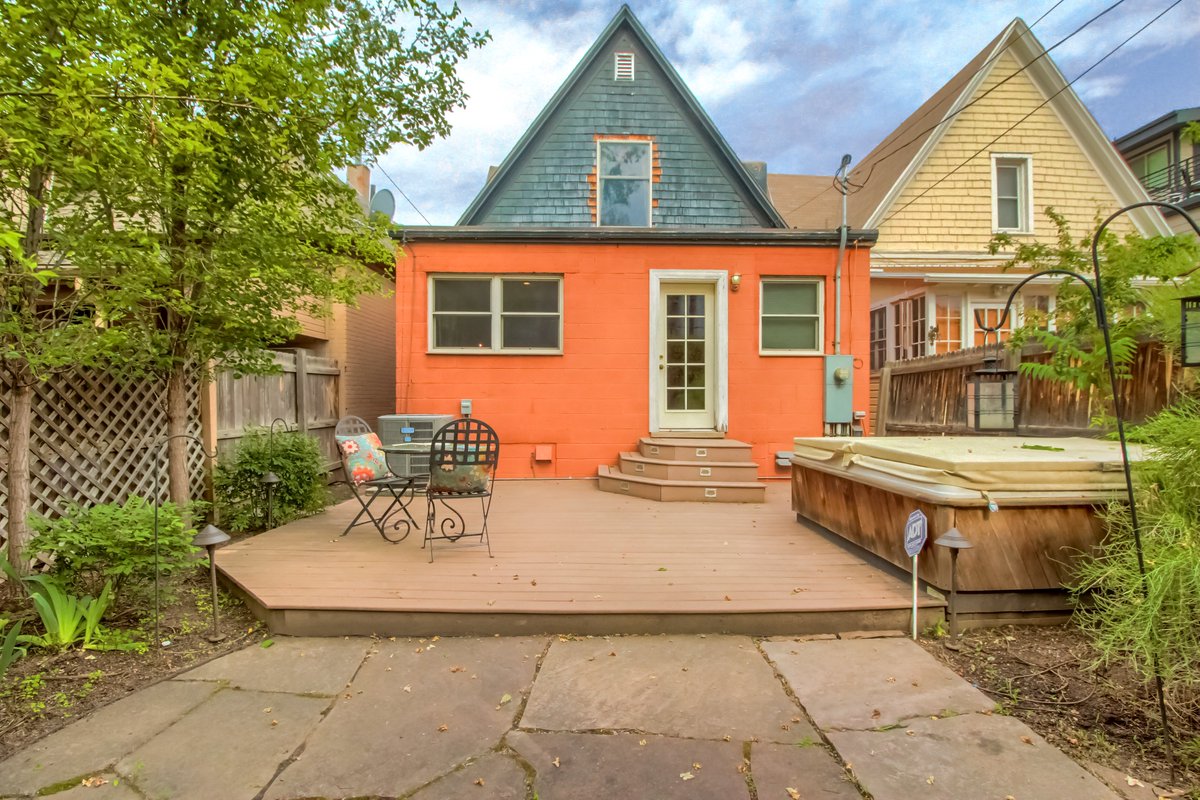 Walkthrough: Book real estate services instantly tweet media