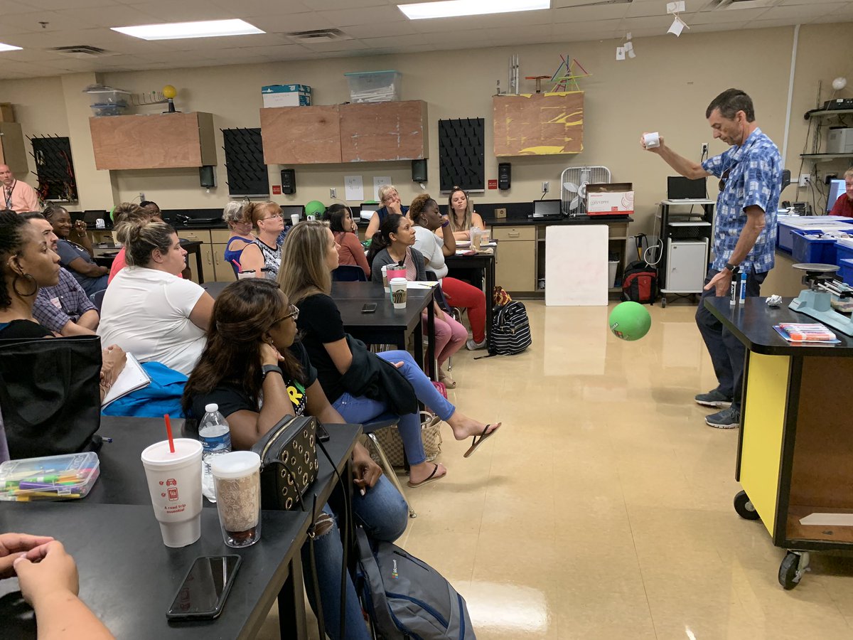 KevinThomasOCPS's tweet image. Big Idea 10 &amp;amp; 11 #energy concepts today with Dr. Capstick @FSUPhysics. #OCPSscience @DaveGorham_OCPS @CDLocps @LainieClowers
