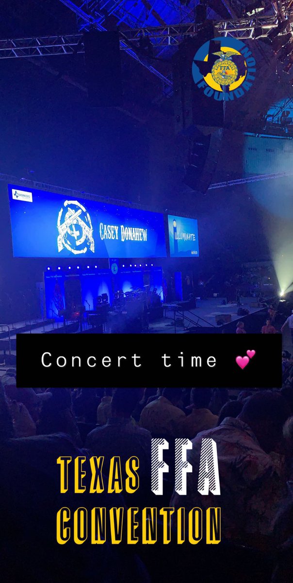 ForneyFFA's tweet photo. Forney FFA had a blast last night at the Casey Donahew concert! @caseydband #TexasFFA #forneyFFA https://t.co/2INx0ziNmC
