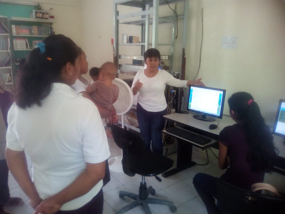 IEEASLP_tamazun's tweet photo. Aplicación de encuestas de Satisfacción a Educandos, en la Plaza Comunitaria de La Herradura, Xilitla de la Coordinacion de zona 07 Tamazunchale.@ieeaslp @rmzzona07 @BarraganHelios https://t.co/LziMRAqeKE