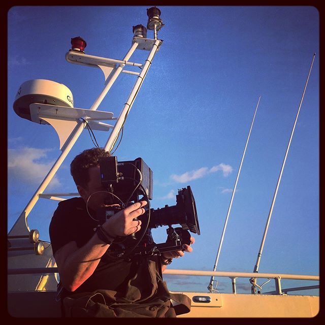 Kane007's tweet image. Smooth sailing. #productionlife #dplife #redcamera8k #hawaiifilmmakers #indiefilmmaker #documentary #shootitonmaui #hawaiifilmindustry #sunset #calypsostarcharters bit.ly/2NXxyRv