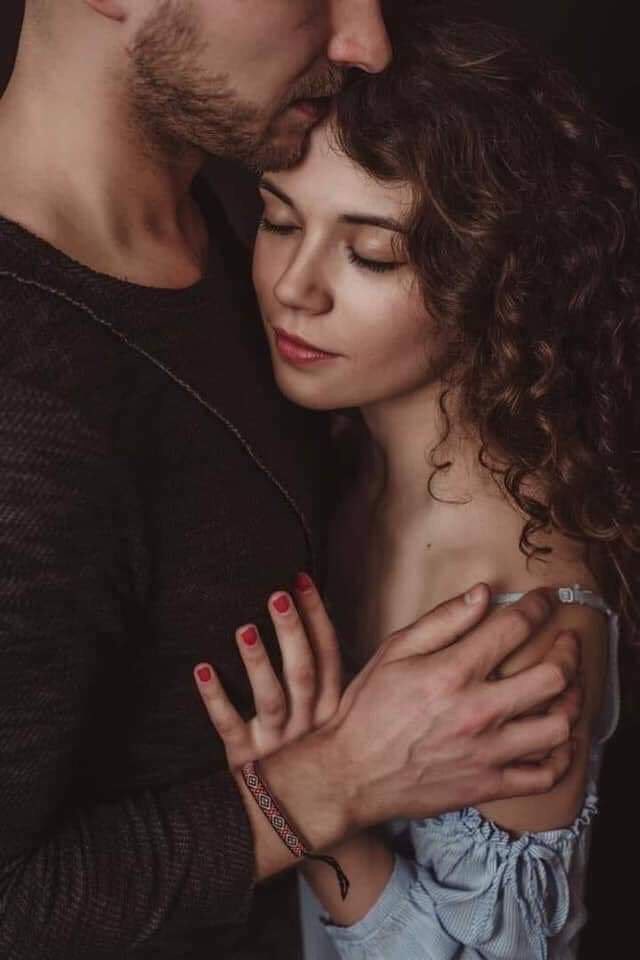 mai_5002's tweet photo. وحين تشعر بالوجع 
نم في قلبي لأرقيك ب��لنبض
 رقية العاشقين 💕 https://t.co/F9TN1xGvMI