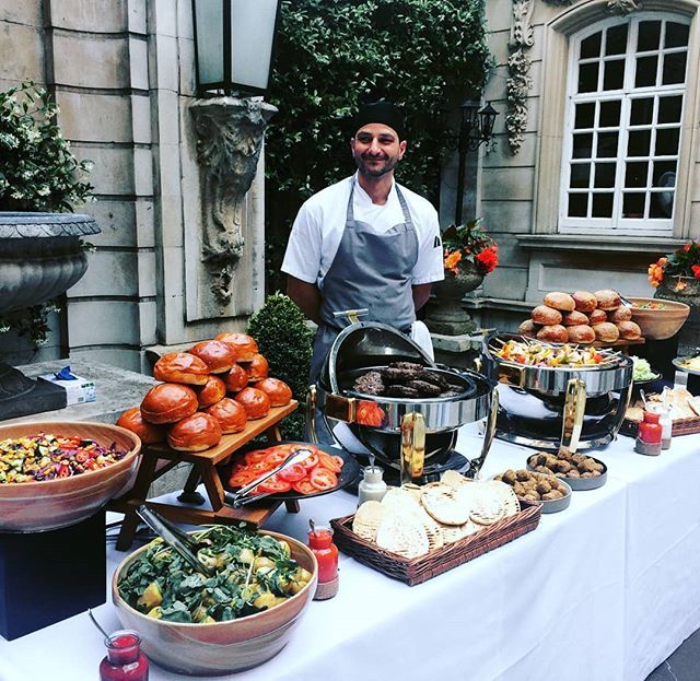 DartmouthHouse's tweet photo. For tonight's summer party we have prepared delicious burgers and hot dogs! Happy international hot dog day! 😊
_
_
#eventplanner #summerparty #bbq #mayfairvenue #eventbookers https://t.co/0RsmDj0QJi