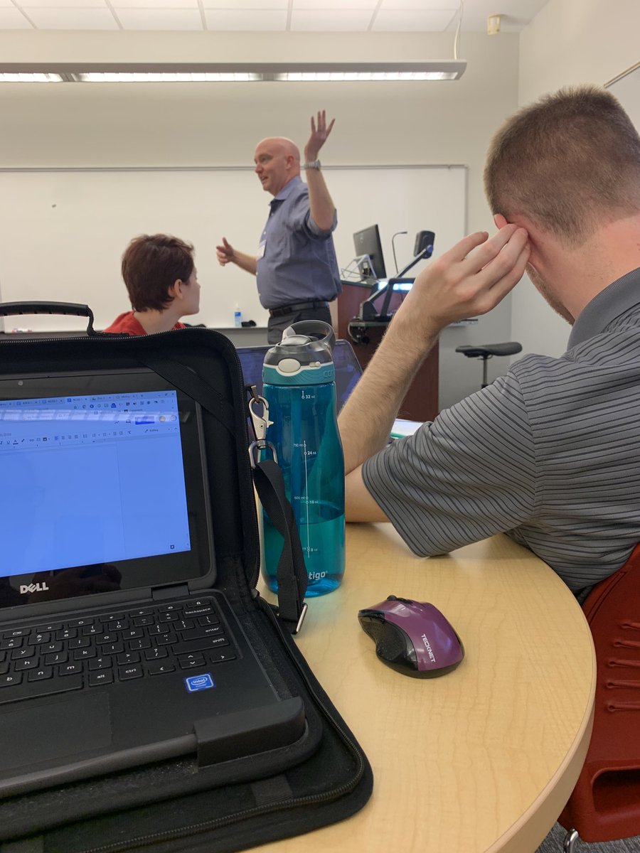 Dr. Wayne Journell talking on fake news #SLC19NCSS #socialstudies #mues #wwcsd #importanttopic #alwayslearning #oneyeartoshine @NCSSNetwork @WayneJournell