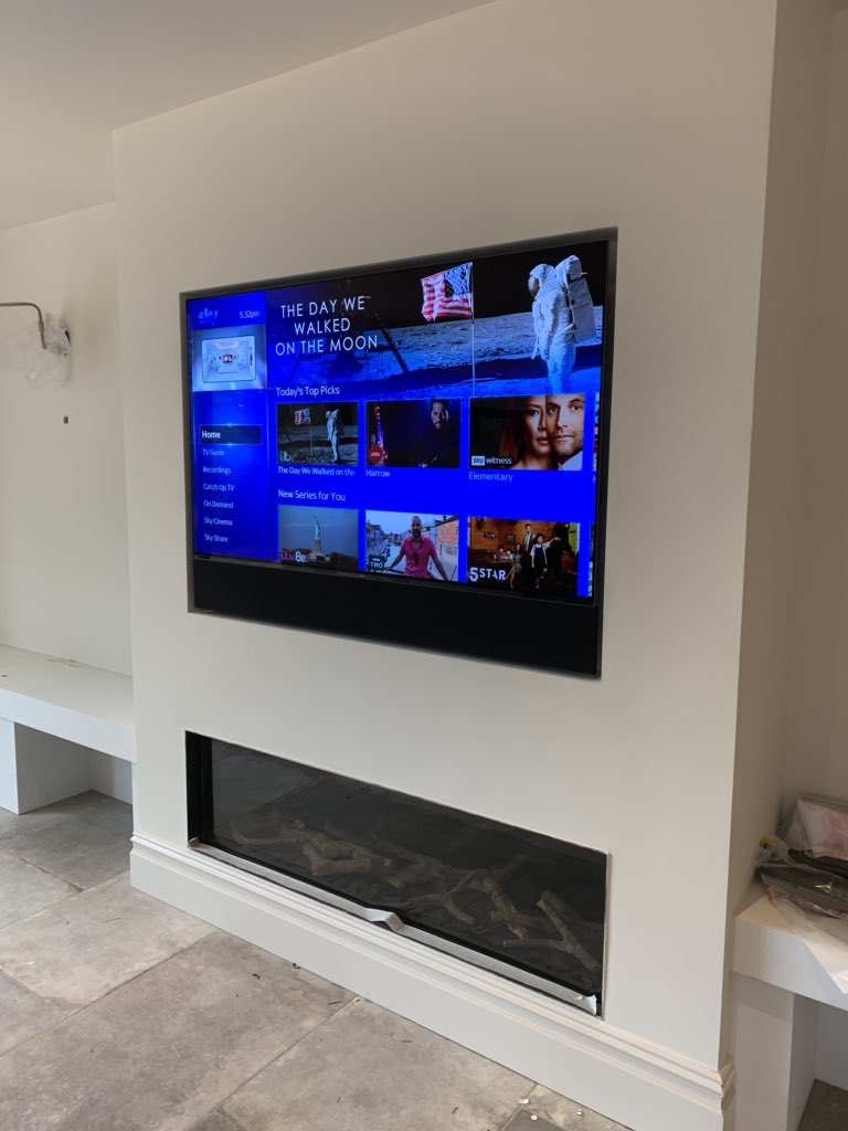 We’ve been carrying out final commissioning on this project before the client moves in this week.
Lighting, network, music, SkyQ and AppleTVs all integrated into this converted farmhouse and controlled through simple handheld remotes.