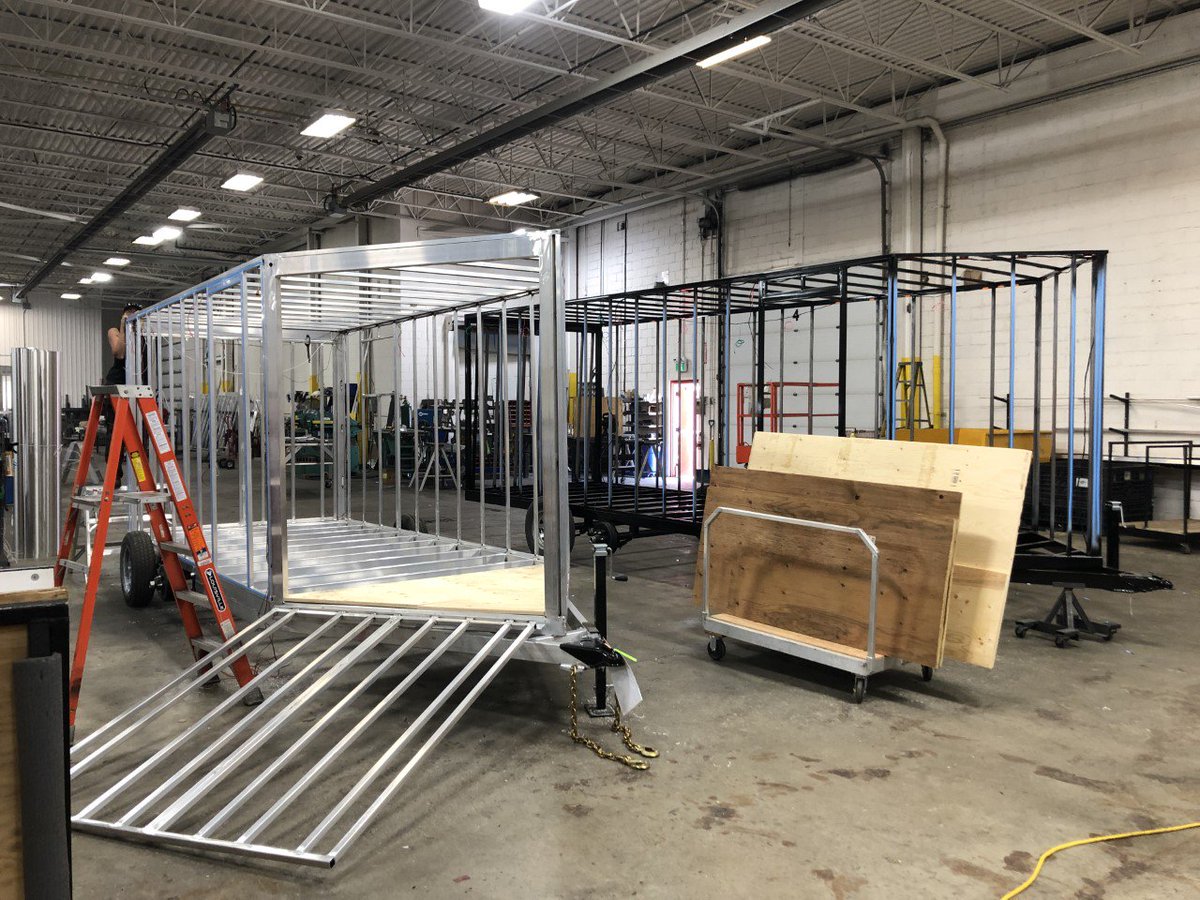 Canadian Trailer Company tweet media