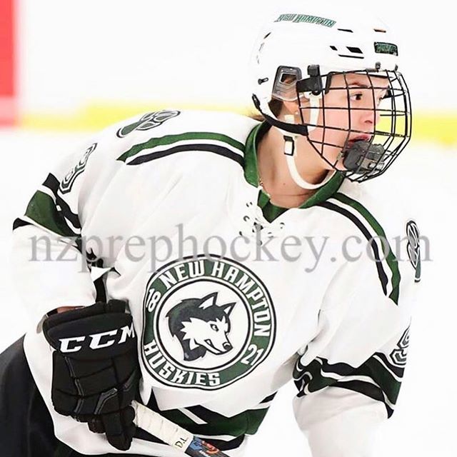 VimyAcademy's tweet photo. Congratulations to Vimy Alumni, Taze Thompson, on being Selected to the @HC_Women’s National Development and Under 18 Selection Camp #vimyproud #vimyalumni #canadianwomenshockey #proudteacher #kd https://t.co/ZiFMs0RVmP