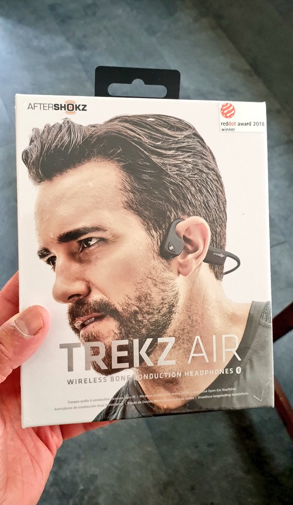 runwithandy's tweet photo. ☝️Arrived earlier today, going put these to good use! won these as part of the recent #plogging event with @besmartgetfit 😀👍🏃♂️♻️🎧 #shokzsquad #shokzplog #team #happy #afterploggerz #besmartgetfit https://t.co/b2PKVZPuoi