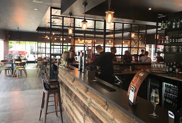TruePosUK's tweet photo. Truepos Ltd roles out to #Fatcapsmokehouse  Bedford.
Utilising wireless across the whole restaurant, along with table service, stock control, promotions and integration in to both Res-diary and PDQ Payments systems. https://t.co/VS0Q4mPstM