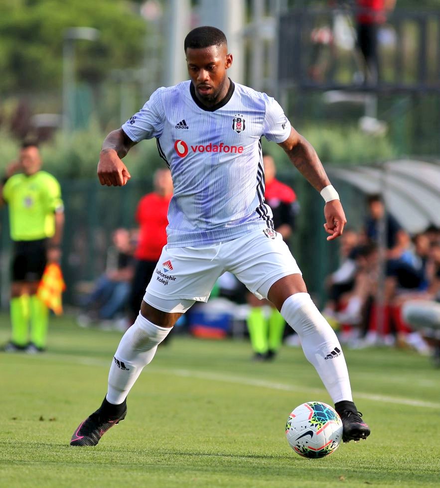 1 KİŞİYE YENİ SEZON FORMASI HEDİYE EDİYORUZ! 🥋

♦️ Bu tweet'i retweet'le.
😉 Mention'a bir arkadaşını etiketle.
🦅 <a href="/HaberKartallari/">Haber Kartallari</a> 'nı takip et. 

#BizimYolumuzBaşka