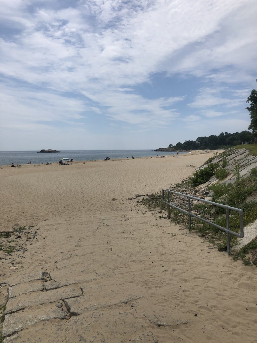 LaughingGullSB's tweet photo. This is one of those @atomicoffeeroasters  cold brew, sneaky summer beach days. Low tide: 6:49pm. High temps to 84°. #beach #coldbrewcoffee #summer https://t.co/cKoZ9lDeBk