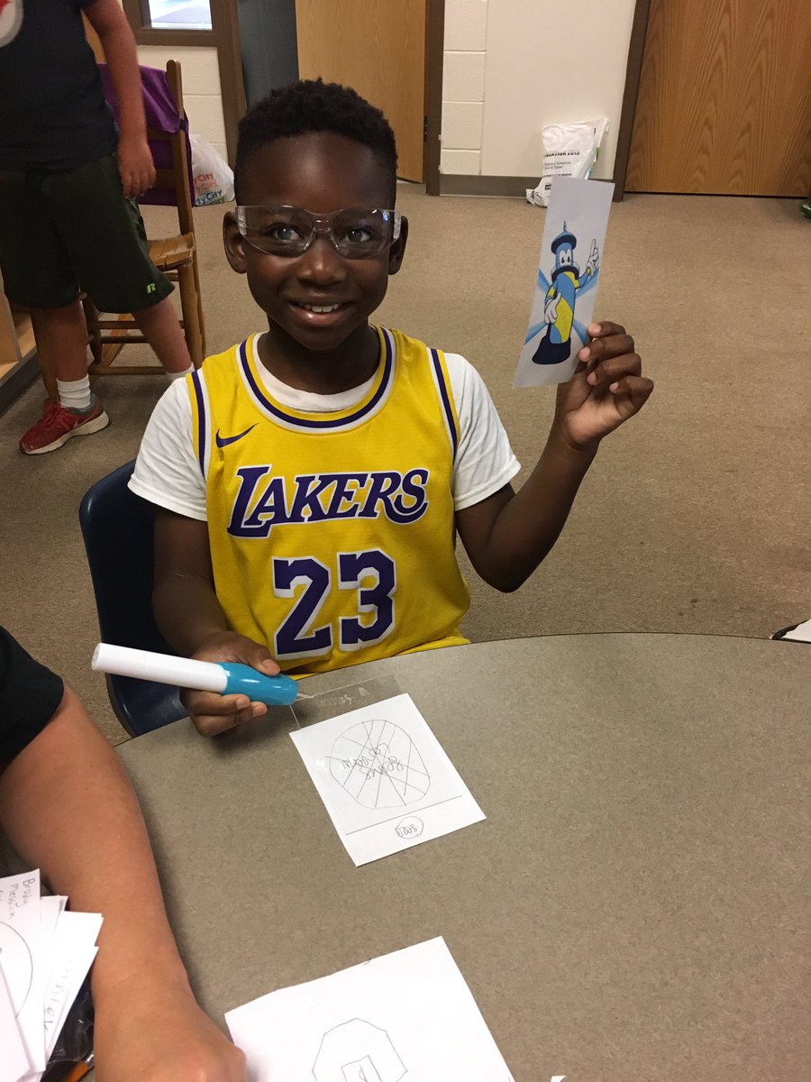 TeamGarrison3's tweet photo. Blaze continues to have fun with campers at Camp Invention @BogerBeacons @CampInvention #travelingblaze #teamboger https://t.co/hfHZKNBkB6