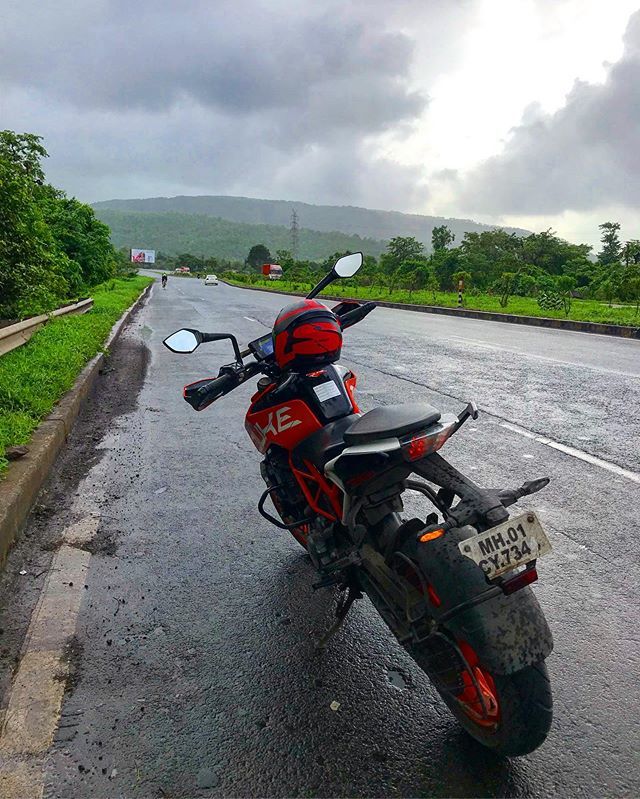 photographernii's tweet photo. Finally my first ever monsoon road trip on the 🏍 .
.
#casualabstractions #weekend #intothewild #photooftheday #instatravel #traveler #travel #bond #observer #storyteller #ktm #photoblog #photo #love #instagood #photography #instatrips #photoblogger … https://t.co/DpY3xDycV2 https://t.co/RF8dwykdOE