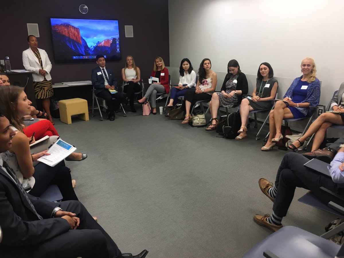 GlobalTiesFdn's tweet photo. Mentoring is very important. It makes you a better professional &amp; helps make the professional more personal. Exploring the power of networking, mentorship &amp; continuious learning with Maraina Montgomery of @HUBuncheCenter at the #SummerPD Unconference. https://t.co/KssZIzurxP