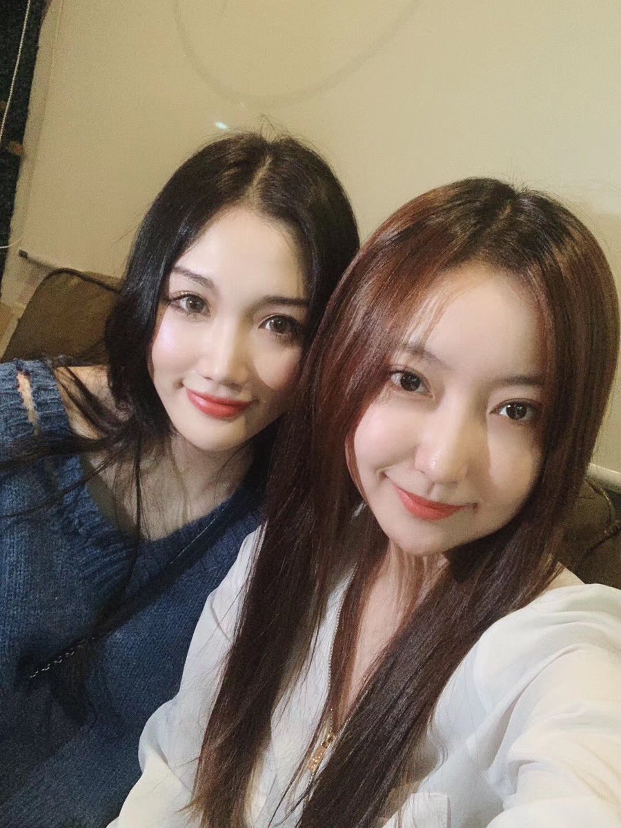 ddm_1996's tweet photo. 最近的日子过得太逍遥了，在家的日子就是最好的！#ddm_1996 #嘟嘟妹1996 #Dominatrix #Domination #Dominant #Submissive #LesbianSubmissive #女王樣 #女奴隸 #奴隸 https://t.co/iYkg4CVIOo
