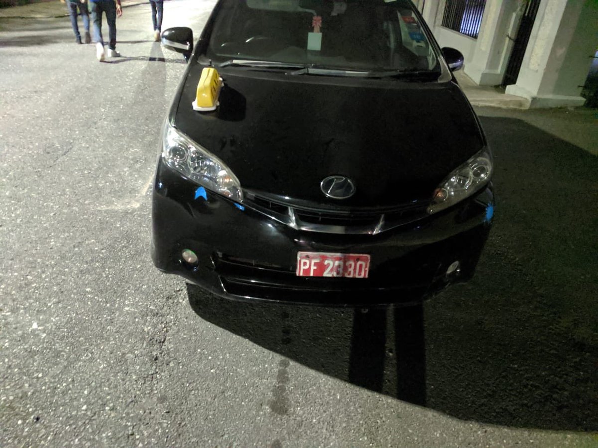 robot_taxi's tweet image. #BREAKING The images show a taxi operator accused of assaulting a woman on Cecelio Ave on Friday night. To his surprise a function was being held at STATIN. After hearing screams men swiftly came to the woman's aid, and restrained him as they waited for police to arrive.