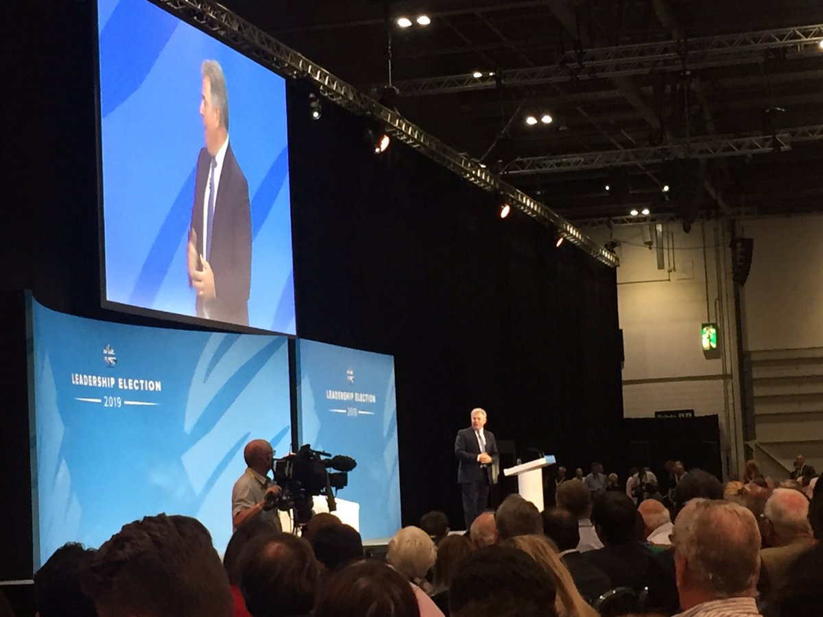 Very diverse crowd of @Conservatives here at the @ExCeLLondon for the final hustings to hear from @BorisJohnson and @Jeremy_Hunt. So much for a 'cabal of ageing xenophobic golf club bores'
#ToryLeadershipContest #ConservativeLeadershipRace
