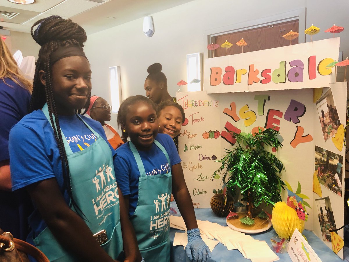 AfterschoolGa's tweet photo. .@BGCMA_Clubs celebrated #summerlearning with #Salsasalsa. Youth learn how to eat healthy and be creative in coming up with amazing recipes. #KeepKidsLearning https://t.co/I6AOz9BYi9