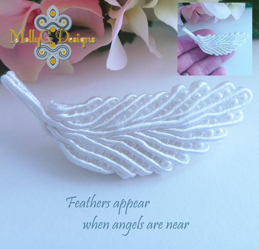 MollyGDesigns's tweet photo. White feather brooch for your special memories. Include someone in your thoughts at a wedding or any family occasion.
https://t.co/Jkgt6NEIor
#handmadehour #angel #feather #memorialjewellery #memoryjewellery https://t.co/uX8GWufnYO