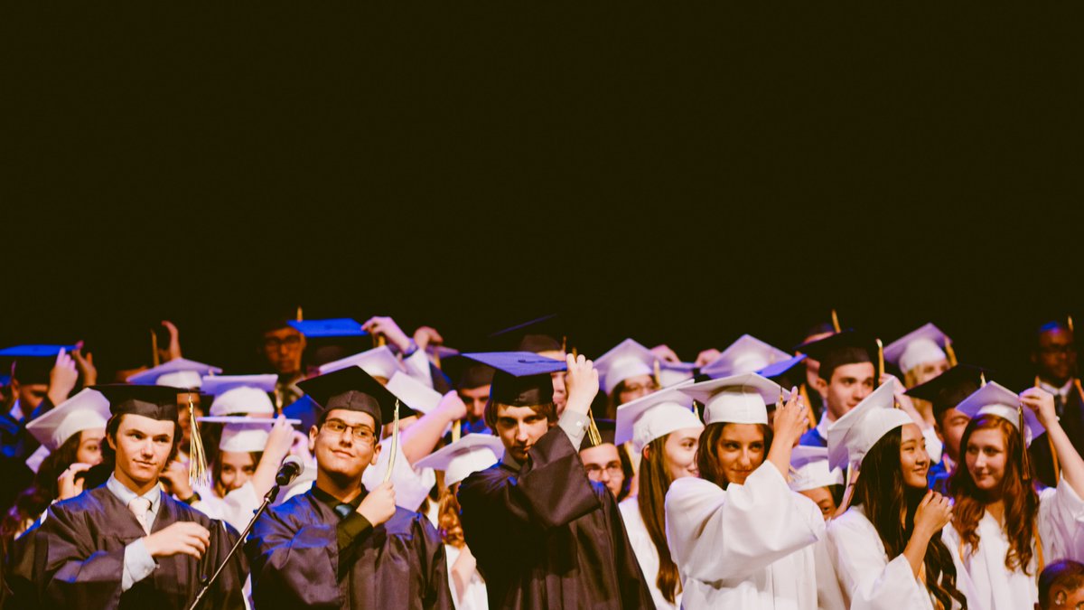 LloydRHF's tweet photo. Heading into the healthcare field? Apply for our scholarships! We offer a wide variety of scholarships in the healthcare field for students of all kinds. Apply today! https://t.co/l8GZ8Th6U9
#LRHF #YLL #Lloydminster #Healthcare #Scholarships #Bursary https://t.co/qoMeq74eIy