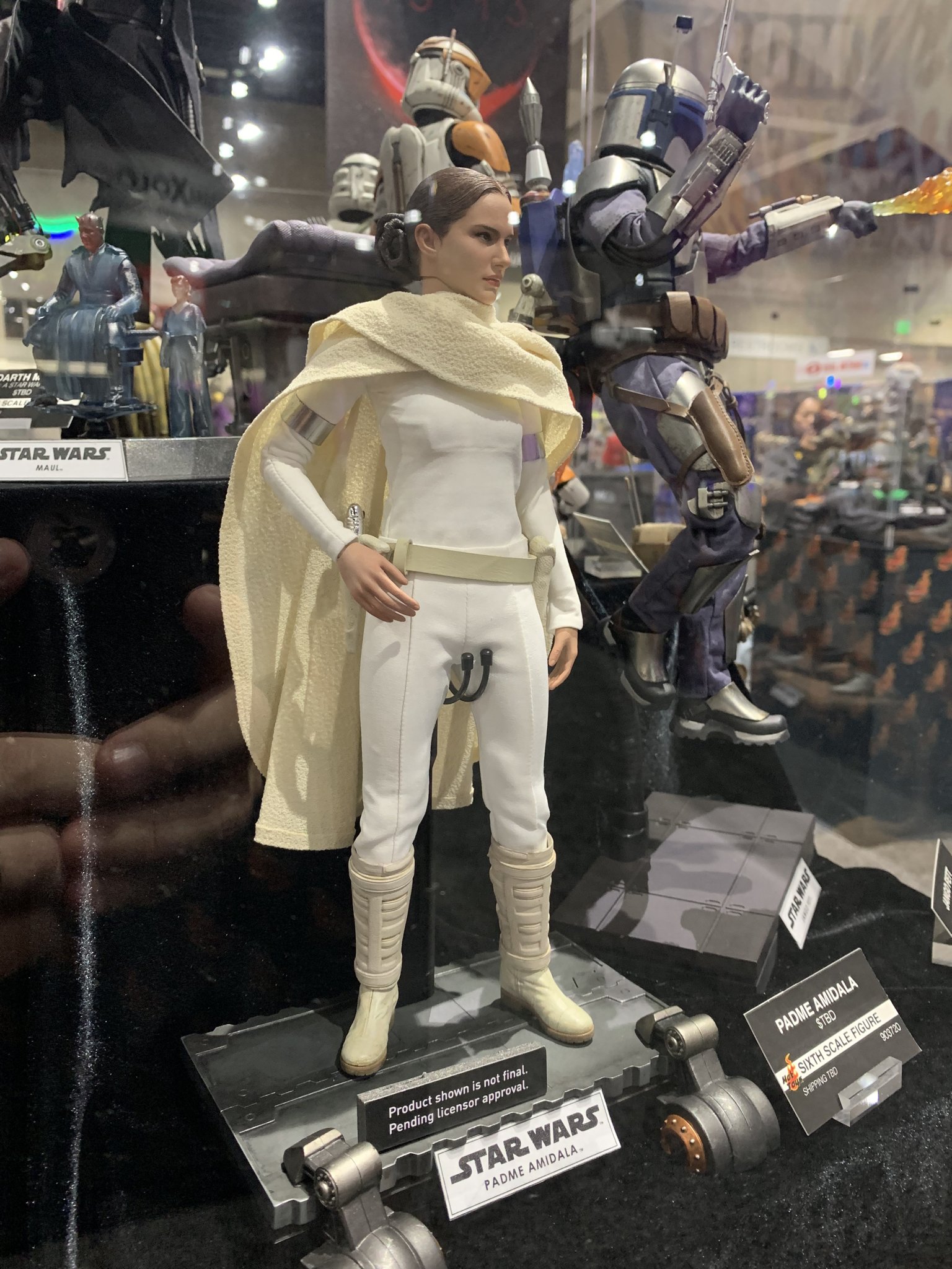 Inside Hot Toys' New Reveals from Padmé to Maul