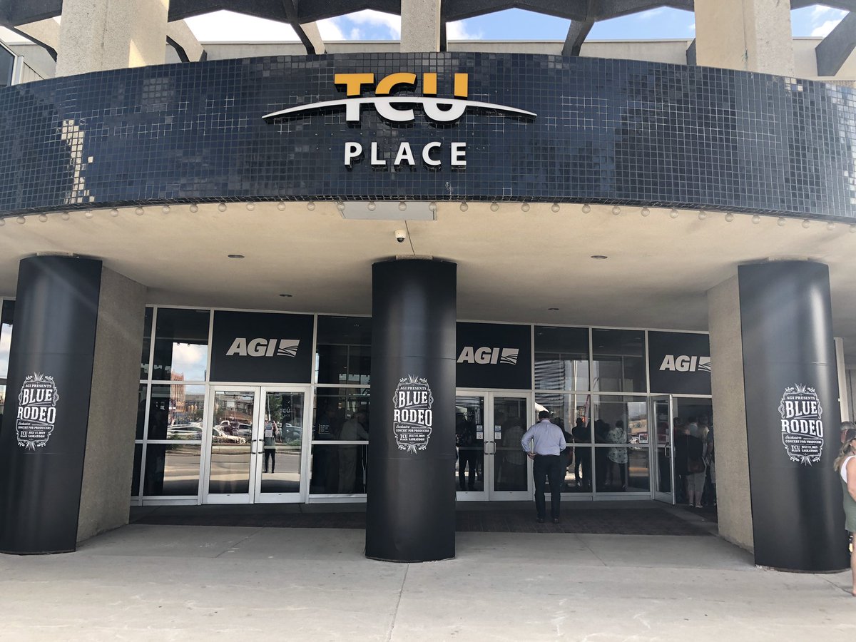 AgGrowthIntl's tweet photo. Stay tuned for live updates from @tcu_place. Countdown is on for @BlueRodeo #SaskRocks #AGIpresents 🎸🌾 https://t.co/UvaJCZUguu