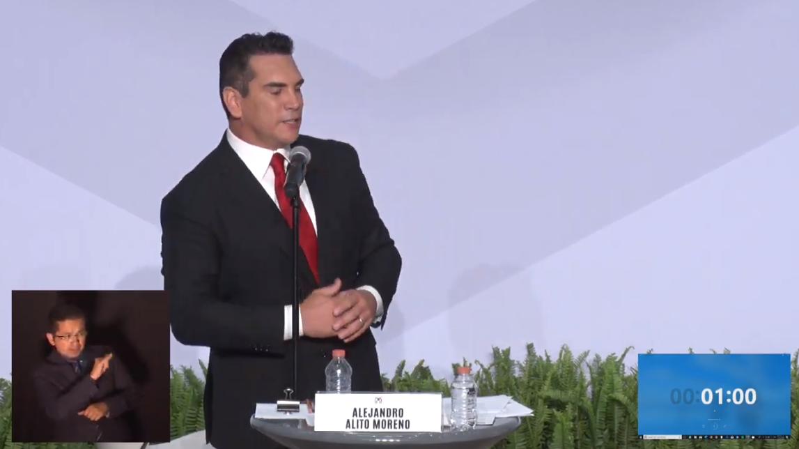 TabascoHOY's tweet photo. #EnVivo
Preguntan a los candidatos cómo financiaron su campaña, a lo que @alitomorenoc no supo contestar y evadió la pregunta.

#DebatePRI https://t.co/5gHelH73SA