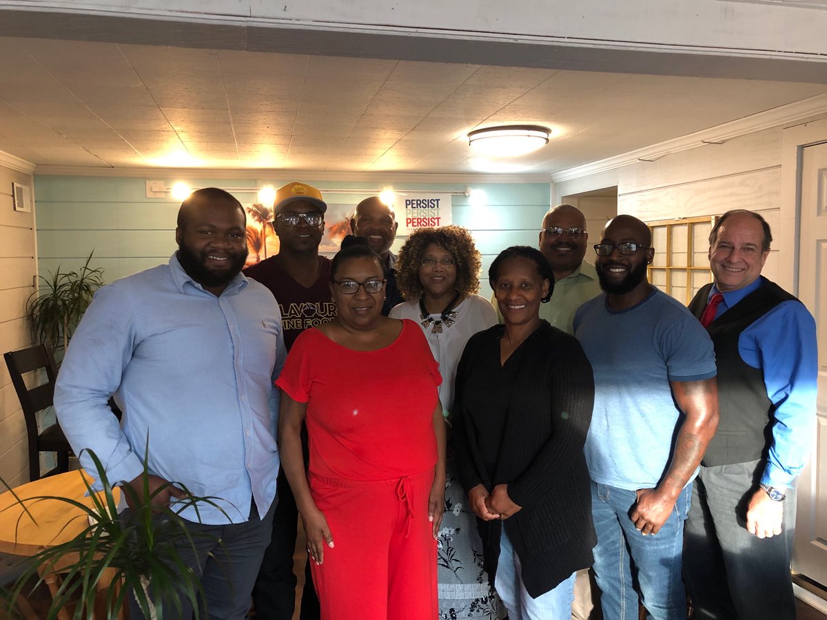 jonathanjarmon's tweet photo. Thank you to everyone who came out to the Helping Minority Entrepreneurs Thrive Roundtable! Entrepreneurship is one aspect that will help rebuild our communities and @ewarren #HasAPlanforThat https://t.co/Ek5488geap