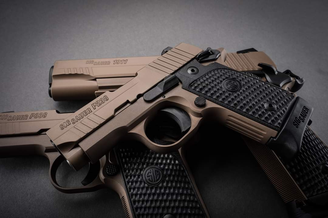 hub_az's tweet photo. The @sigsauerinc #P238 Emperor Scorpion Micro-Compact features a stainless steel slide, a smooth FDE finish, G-10 Piranha grips and SIGLITE Night Sights. The Emperor Scorpion is perfect for your next EDC. https://t.co/qcqZgaju09