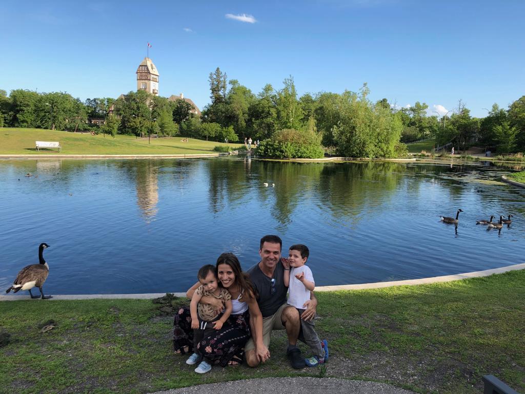 AMASocialMedia's tweet photo. Visita Exploratoria Sebastian y Jennifer Vagnenkos https://t.co/CzwDqkJieA https://t.co/sMCw0aOzv0