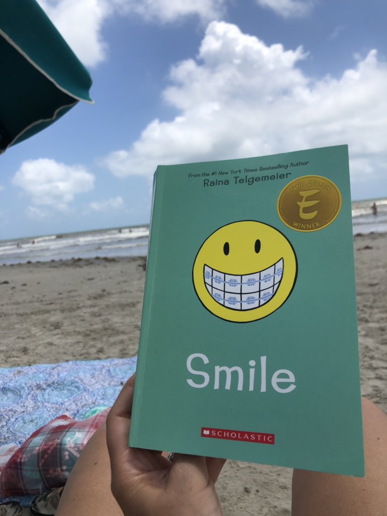 groschke's tweet photo. Smile follows Raina from 6th grade to high school! Along the way she goes through a horrible time with her teeth and various friendships. Along the way she learns to not focus so much on what you look like on the outside but on the inside. 😍 Great beach read! #jagslovebooks https://t.co/orfE4ZVXOc
