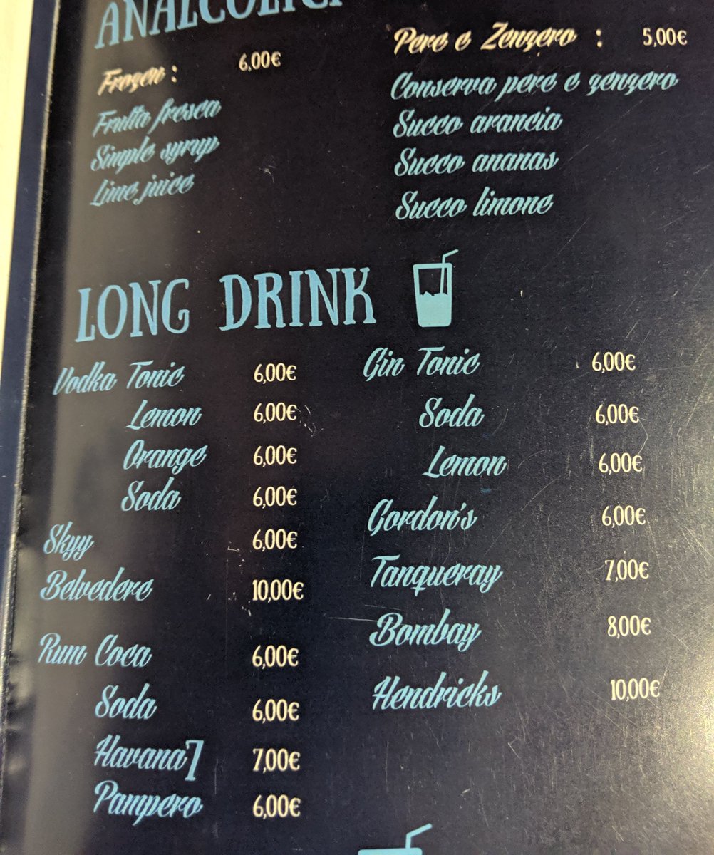 JessUttley's tweet photo. #DesignerProblems 
On vacation and all I can think is "What a terrible font for a menu" https://t.co/n1K8qDKP1S