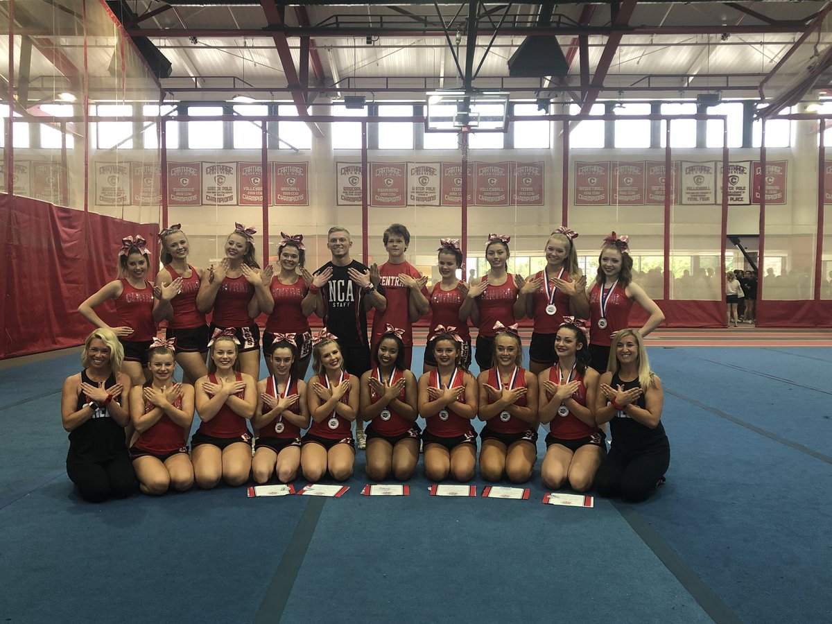 SamSzopinski's tweet photo. What a blast the past three days have been with this wonderful team! I can’t wait to see how much they soar this year!! I am so incREDibly proud of you @NCredhawkscheer #centralbRED #REDefined https://t.co/lyPKXrIbgc