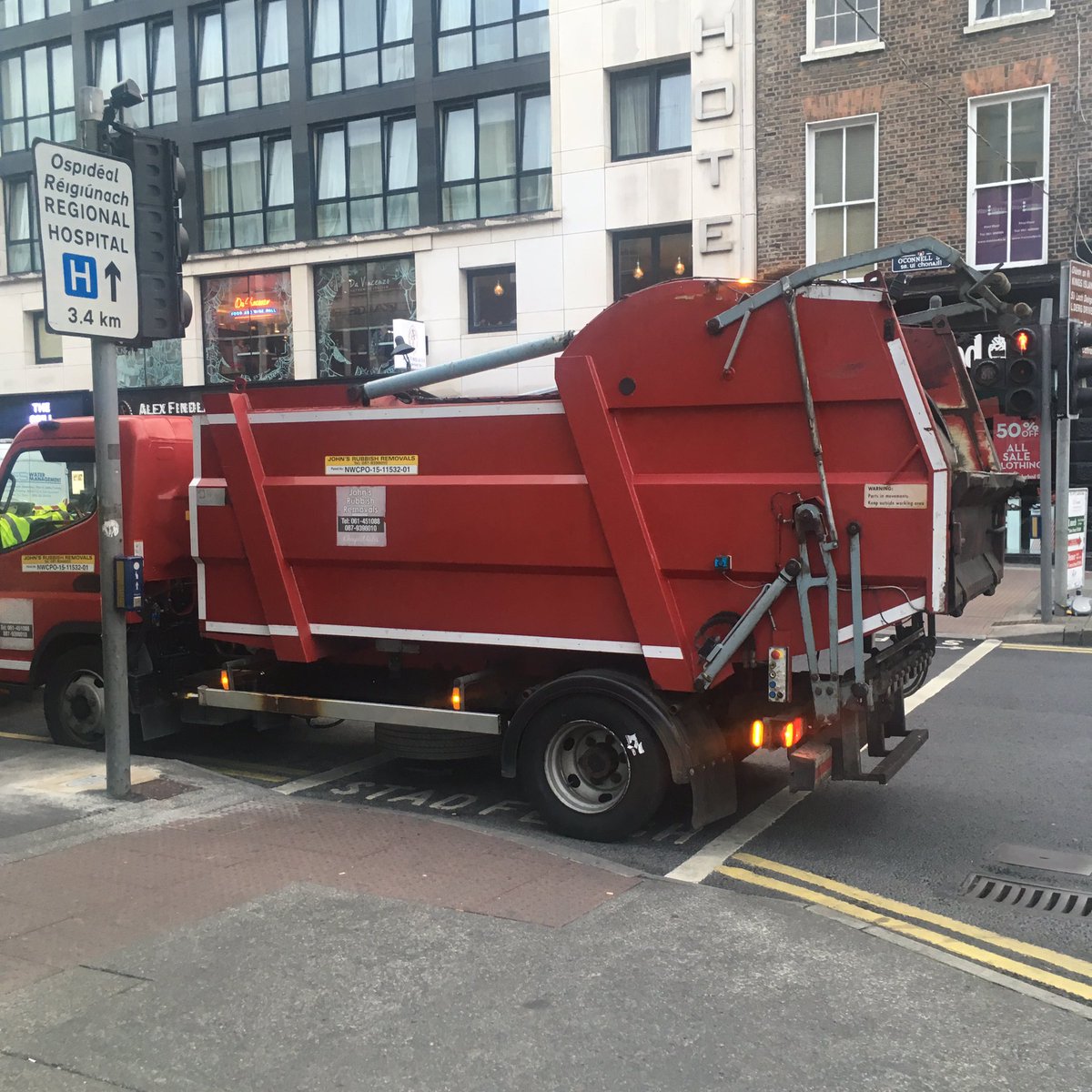 meanderingtripe's tweet photo. While I'm here (and I know @LimerickBad has been highlighting this sort of codology like @fixlimerickbus has been doing for buses), Limerick has a real affliction of taxis and dumptrucks parking across pedestrian crossings.

All part of the shoddy  parking enforcement. https://t.co/NCMslctbYk