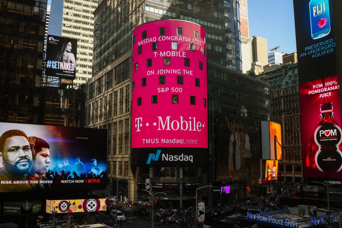 .<a href="/Nasdaq/">Nasdaq</a> sent me this picture today🤠 Boy does Times Square look good in magenta!! #SP500
