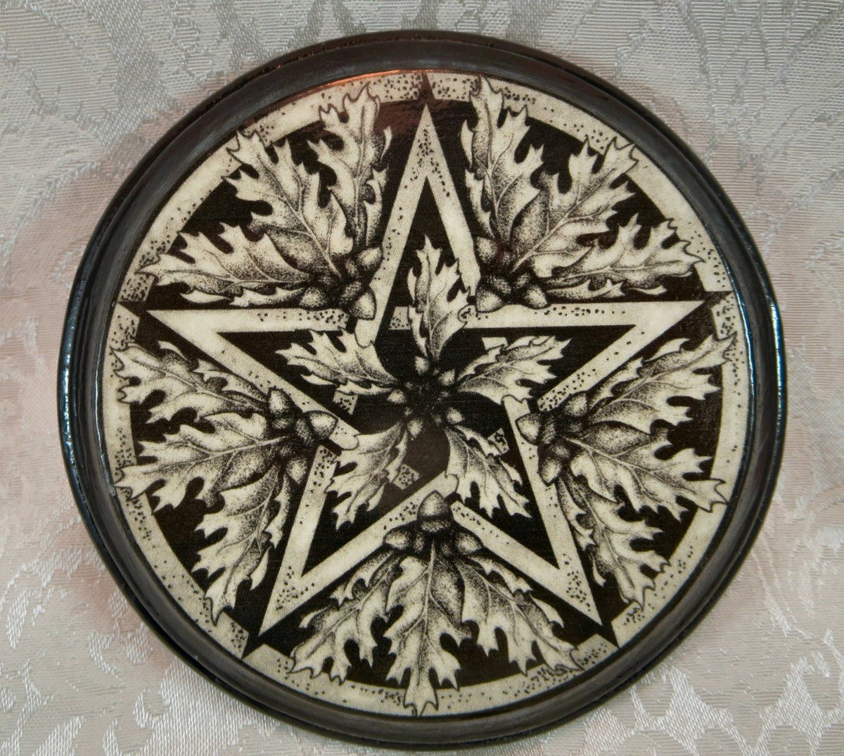 DragonstarC's tweet photo. Thanks for the kind words! ★★★★★ "This is a perfect addition for my small alter. Thank you SO much!!" Kristen W. https://t.co/cUVTXDbdDF #etsy #Wicca #paganaltartile #pentaclealtartile #paganplaque #pentacleplaque #Pentacle https://t.co/GyqSeVudxD