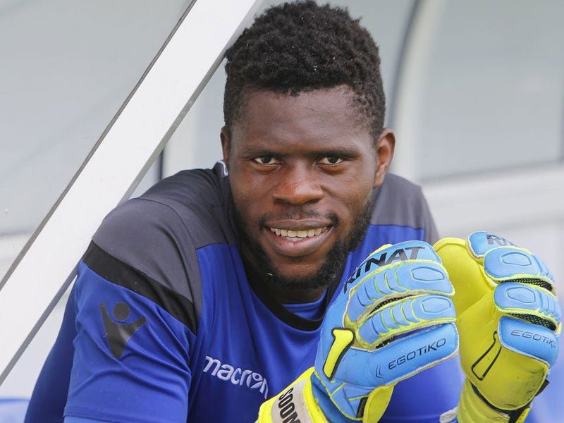 Humbhle_ak's tweet photo. Nigerians, let's choose our keeper now.
LIKE for Akpeyi
RETWEET for Uzoho
#TUNNGR
#AFCON2019 https://t.co/lgoVFWNfAy