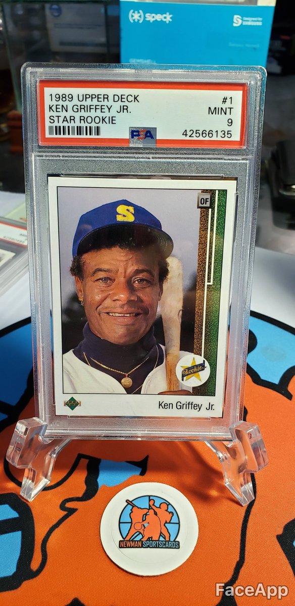 Sportscardnati1's tweet photo. Be careful leaving Graded cards out where UV light can make them age, no more the Kid. It's Grampa Griff.
#psagraded #graded #kengriffeyjr #1989upperdeck #rookie #FaceApp #TheHobby #whodoyoucollect #tradingcards #sportscards https://t.co/7AB5nQdCbd