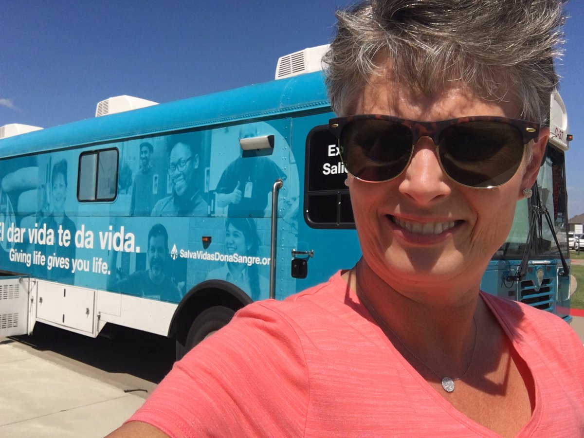 DLongISMS's tweet photo. Consider giving while at Keller U.  #kelleru #carterbloodcare https://t.co/bjJKuX4uJD