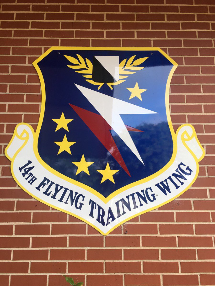 gregoryconst's tweet photo. We were proud to be a part of the First Annual #CareerFair at #ColumbusAirForceBase. The event, held at the Columbus Club, focuses on the retiring #Military, retired military and military spouses’ education and employment opportunities. #GregoryIsGrowing #construction #concrete https://t.co/SfVnGBHFX1