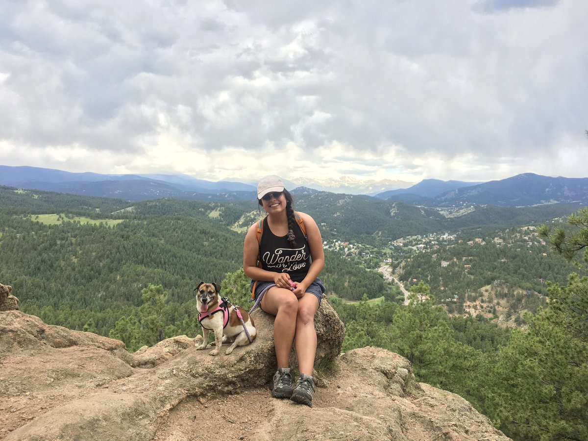 embleibel's tweet photo. Hope you’re all enjoying your summer☺️⛰ https://t.co/ucdOszaUqD
