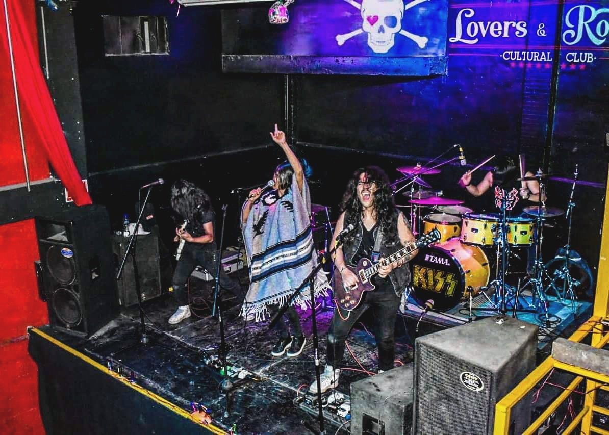 Nosotros no buscamos la fama, solo queremos marcar nuestra música en el corazón de la gente.

#Rock